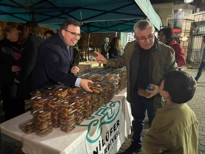 Nil&uuml;fer&rsquo;de kandil geleneği yaşatıldı
