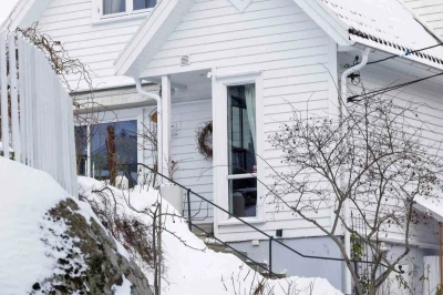 Norve&ccedil; polisi, Epstein ile ilişkileri sorgulanan eski Başbakan Jagland&rsquo;ın evini aradı
