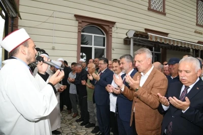 Of’ta denizde boğularak hayatını kaybeden gence son görev
