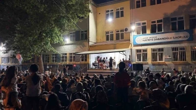 &Ouml;ğrenciler yerine bu kez veliler yarıştı
