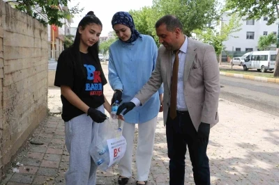 &Ouml;ğrencilerden &ccedil;evre duyarlılığı ve dayanışma &ouml;rneği
