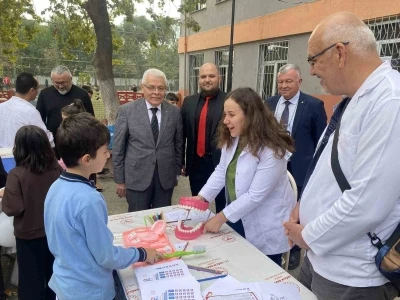 Öğrencilere tam donanımlı sağlık eğitimi
