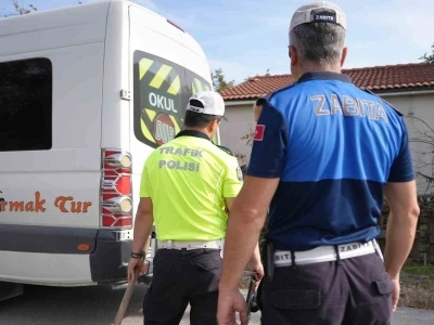 Öğrencilerin güvenli seyahat etmesi için zabıta ve polis teyakkuza geçti
