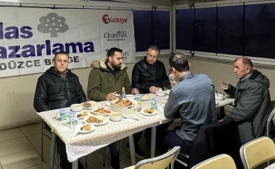 &Ouml;ğrencilerle iftarda bir araya geldiler
