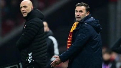 Okan Buruk ayrılık iddialarına son noktayı koydu: Gayet mutlu!