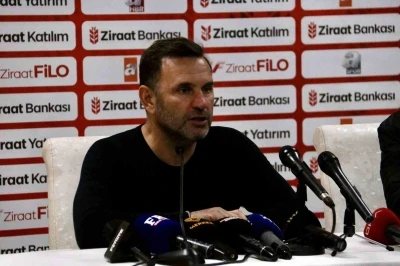 Okan Buruk: "Ma&ccedil;ı kazanmak i&ccedil;in son ana kadar &ccedil;aba g&ouml;sterdik"
