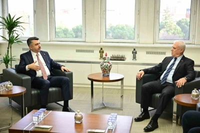 Oktay Yılmaz&rsquo;dan sert tepki: "Bu saldırı demokratik değerlere aykırıdır"
