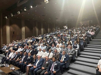 Okul saldırılarında hayatını kaybeden &ouml;ğretmenler Fatih&rsquo;te anıldı
