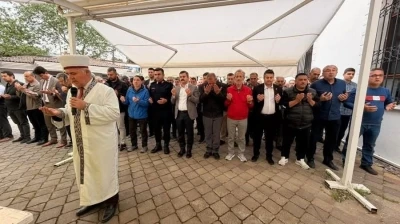 Okul saldırısında &ouml;lenler i&ccedil;in K&ouml;yceğiz&rsquo;de gıyabi cenaze namazı kılındı
