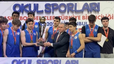 Okul Sporları Basketbol Gen&ccedil;ler T&uuml;rkiye Birinciliği finali İstanbul&rsquo;da oynandı
