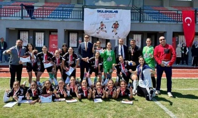 Okul Sporları Futbol Gen&ccedil;ler Yarı Final M&uuml;sabakaları tamamlandı