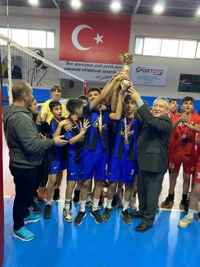 ’Okul Sporları Voleybol Yıldız Erkekler’ müsabakaları sonuçlandı
