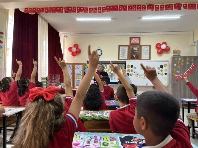 Okula ilk kez adım atacak çocukların ailelerine tavsiye
