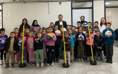 Okullara spor malzemesi desteği
