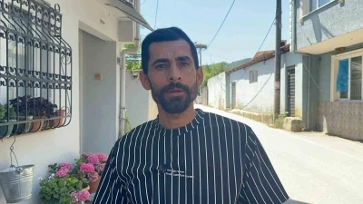 &Ouml;lmek &uuml;zereyken zeytinyağıyla kurtardı, 10 yıldır yanından ayrılmıyor
