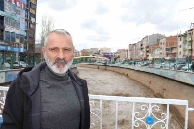 Oltu &ccedil;ayı debisi y&uuml;kseliyor

