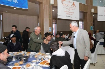 Oltulular geleneksel iftar programında buluştu
