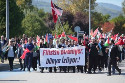OMÜ’de Sumud Filosu’na destek yürüyüşü: &quot;Artık yeter&quot;
