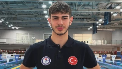 OM&Uuml;&rsquo;l&uuml; y&uuml;z&uuml;c&uuml;den Antalya&rsquo;da madalya yağmuru
