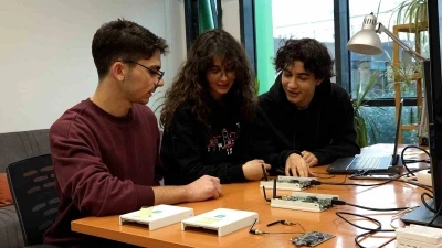 &Ouml;n lisans &ouml;ğrencileri eğitimlerinin en az bir d&ouml;nemini işletmelerde tamamlayacak
