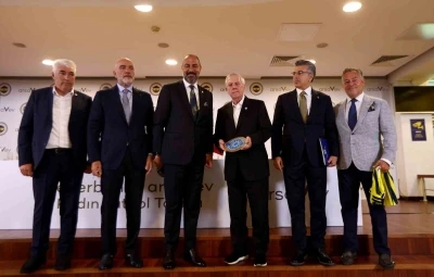 &Ouml;nder Fırat: "Fenerbah&ccedil;e Kadın Futbol Şubesi&rsquo;ni 5 kişilik komite y&ouml;netecek"
