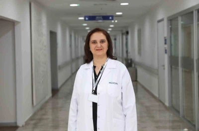 Op. Dr. Gökmengil: &quot;Şah damarı hastalıkları felç riskini artırıyor&quot;
