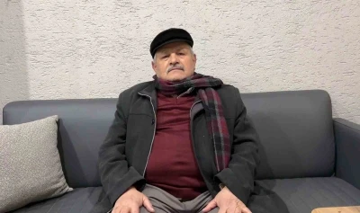 &Ouml;pt&uuml;, yerine astı: "Bayrağı olmayanın milleti olmaz"
