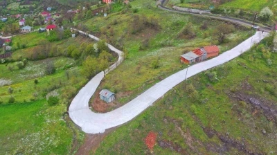 Ordu&rsquo;da beton yol &ccedil;alışmaları devam ediyor

