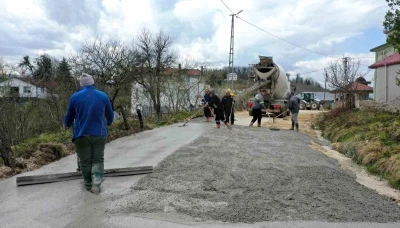Ordu&rsquo;da beton yol seferberliği s&uuml;r&uuml;yor
