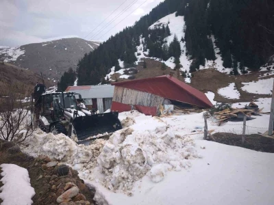 Ordu&rsquo;da &ccedil;ığ d&uuml;şmesi sonucu ahşap ev zarar g&ouml;rd&uuml;
