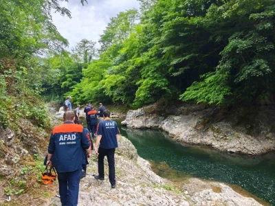 Ordu&rsquo;da ırmağa d&uuml;şen şahıs hayatını kaybetti
