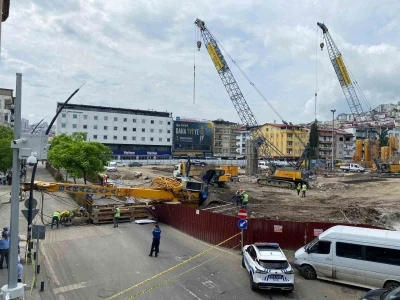 Ordu&rsquo;da iş makinesi devrildi: 1 yaralı
