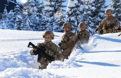 Ordu&rsquo;da jandarmadan kar altında arama-kurtarma tatbikatı
