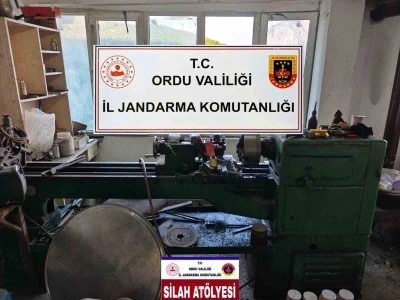 Ordu&rsquo;da ka&ccedil;ak silah at&ouml;lyelerine operasyon: 7 g&ouml;zaltı
