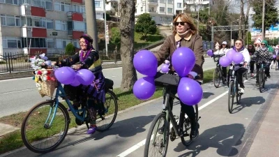 Ordu&rsquo;da kadınlar 8 Mart dolayısıyla pedal &ccedil;evirdi
