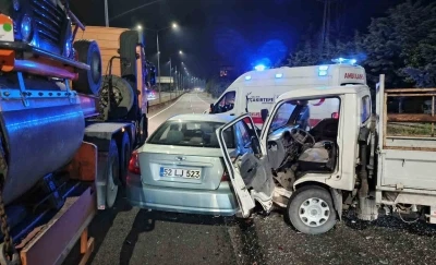 Ordu&rsquo;da kamyonet ile otomobil &ccedil;arpıştı: 1 &ouml;l&uuml;, 1 yaralı
