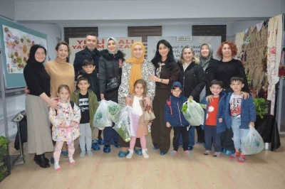 Ordu&rsquo;da miniklerin kurduğu pazarın gelirleri Gazze&rsquo;ye bağışlandı
