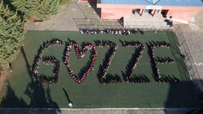 Ordu’da öğrencilerden Filistin’e destek: Bin 56 öğrenci &quot;Gazze&quot; yazdı
