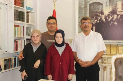 Ordu’da ’Yazınla Yazıma Dokun’ yarışmasında dereceye girenlere ödül
