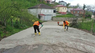 Ordu&rsquo;nun kırsalında beton yol &ccedil;alışmaları devam ediyor
