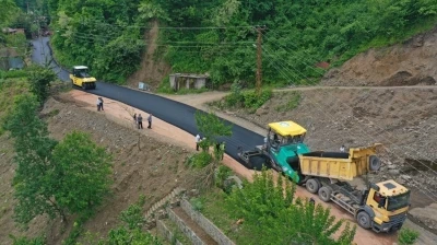 Ordu&rsquo;nun kırsallarında sıcak asfalt &ccedil;alışmaları
