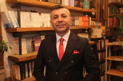 Ordulu İngilizce &ouml;ğretmeni Muhammet Aydın, Avrupa&rsquo;nın &rsquo;En İyi &Ouml;ğretmenleri&rsquo; arasında birinci oldu
