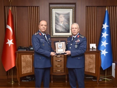 Orgeneral Güneykaya, Muharip Hava Kuvveti Komutanlığı görevini Korgeneral Dalkıran’a devretti
