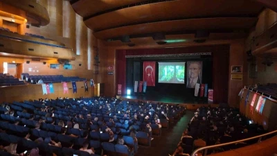 Orman yangınlarının &ouml;nlenmesi i&ccedil;in &ouml;ğretmenlere eğitim verildi
