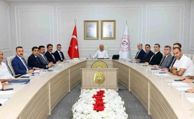 Orta hasarlı yapılar için değerlendirme toplantısı yapıldı
