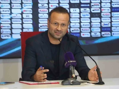 Osman Zeki Korkmaz: &quot;Sivasspor yavaş yavaş yürüyecek&quot;
