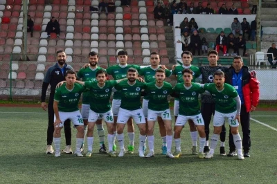 Osmaneli Gen&ccedil;lerbirliği Spor kayıpsız devam ediyor
