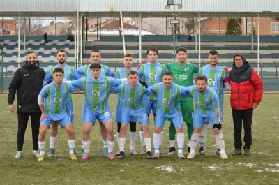 Osmaneli Gen&ccedil;lerbirliği  Spor ligde tutulamıyor
