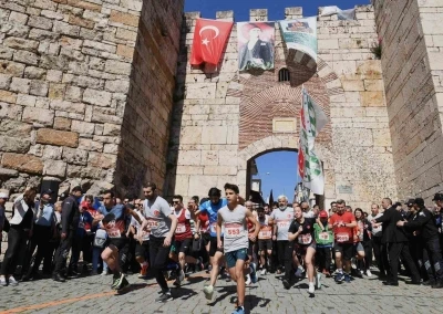 Osmangazi 18. Uluslararası Tarihi Kent Koşusu&rsquo;na geri sayım
