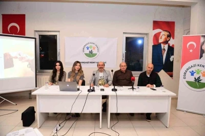 Osmangazi Belediyesi&rsquo;nden sporcu ailelerine yol g&ouml;steren panel

